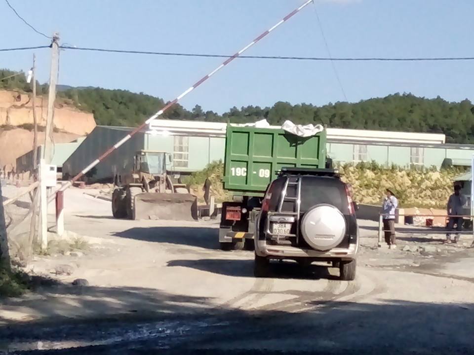 Hơn 100 tấn rác Formosa chôn lấp đã được di dời về nơi tạm lưu