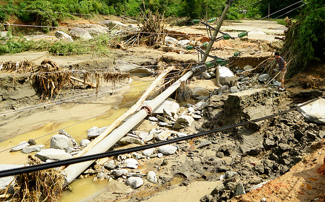 Lào Cai: Phìn Ngang tan hoang sau lũ