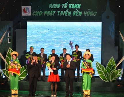 Ajinomoto Việt Nam: “Doanh nghiệp kinh tế xanh 2013”
