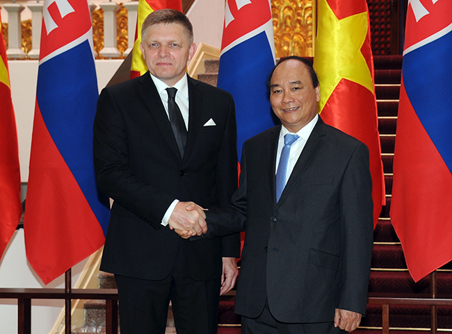 Việt Nam luôn coi trọng củng cố và phát triển quan hệ với Slovakia