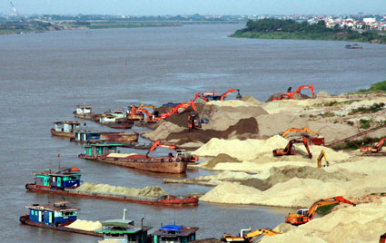 Báo động cạn kiệt tài nguyên cát