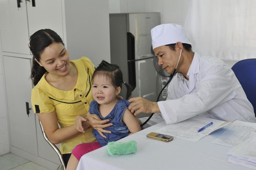 Bộ Y tế cung ứng khẩn cấp vắc-xin khống chế ổ dịch bạch hầu tại Bình Phước